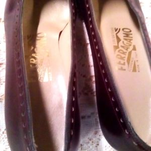 Salvatore Ferragamo Vintage Brown Leather Heels. Pre-owned.Size:5 1/2B.